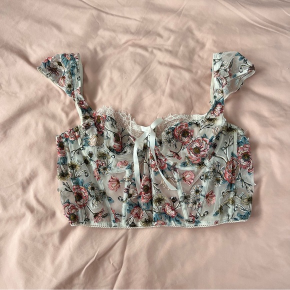 Victoria's Secret Tops - Victoria's Secret Pink and Red Tie Front Camisole Crop Top